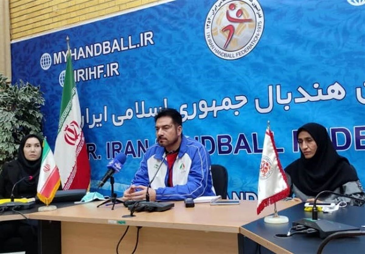 رزمگر: وقتی قرار نیست در مسابقه جهانی قهرمان شویم، بهتر است جوان‌گرایی کنیم