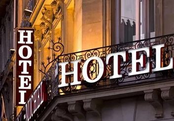 بهترین هتل‌های اصفهان برای اقامتی خاطره‌انگیز در شهر نصف جهان