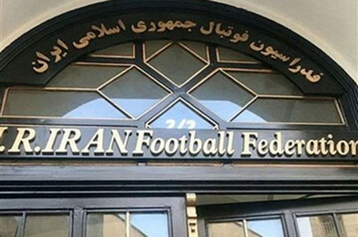 نقش دبیر فدراسیون فوتبال، تشریفاتی شده/ کی روش دارد با قطری ها مذاکره می کند، هنوز فدراسیون ما دنبال اوست