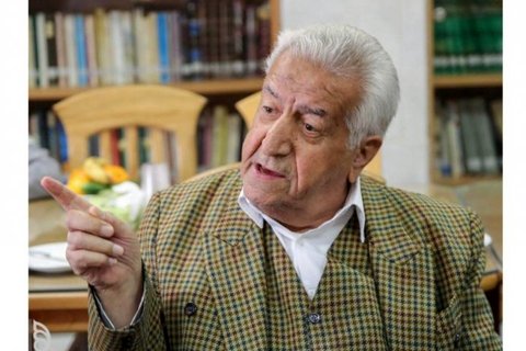 در خانه کشتی تجدد اصفهان 27 رمضان غوغا بود