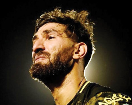 شهریار در حسرت گل‌های پرپرشده