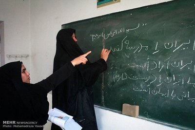 رشد ۲۸۴ درصدی جذب افرادبی سواد آران و بیدگل در کلاس‌های سوادآموزی