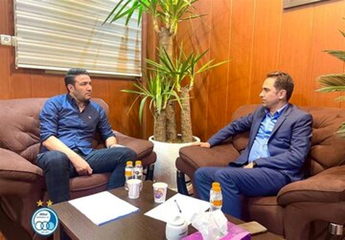 شما نظر بدهید/ اختلاف نکونام و خطیر به ضرر استقلال؛ مقصر چه کسی است؟ 