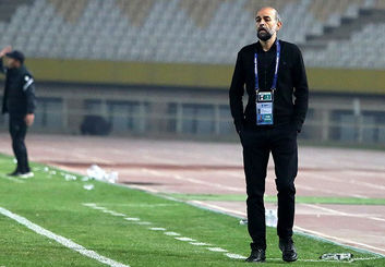 فریاد هواداران علیه مدیرعامل سپاهان پس از صعود تلخ آسیایی! | نویدکیا: مسئولیت با من است، توهین نکنید