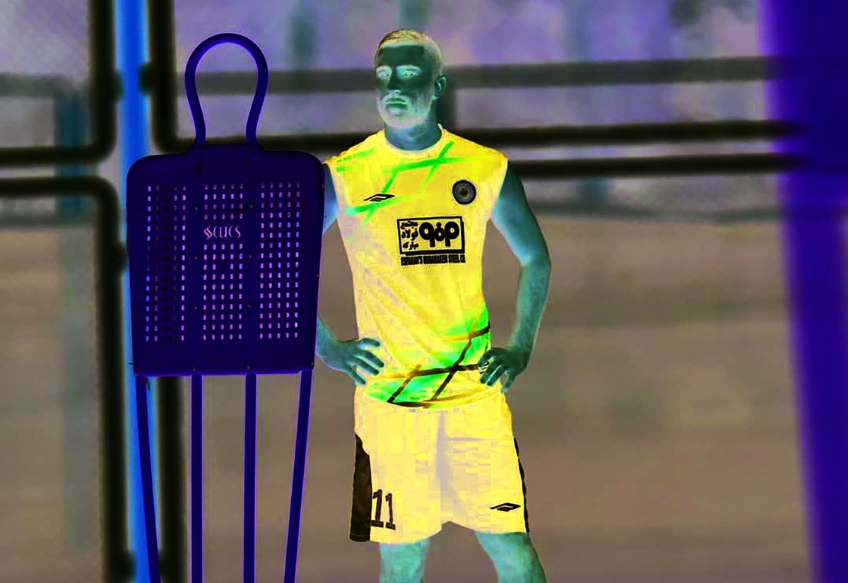 کاوه گرفتار در ترافیک خط حمله سپاهان