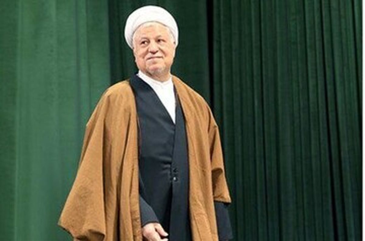 دیدار مهم مدیران وزارت اطلاعات با رهبری/ سر دادن شعار در مراسم سالگرد فروهرها/ بازخوانی خاطرات آیتالله هاشمی