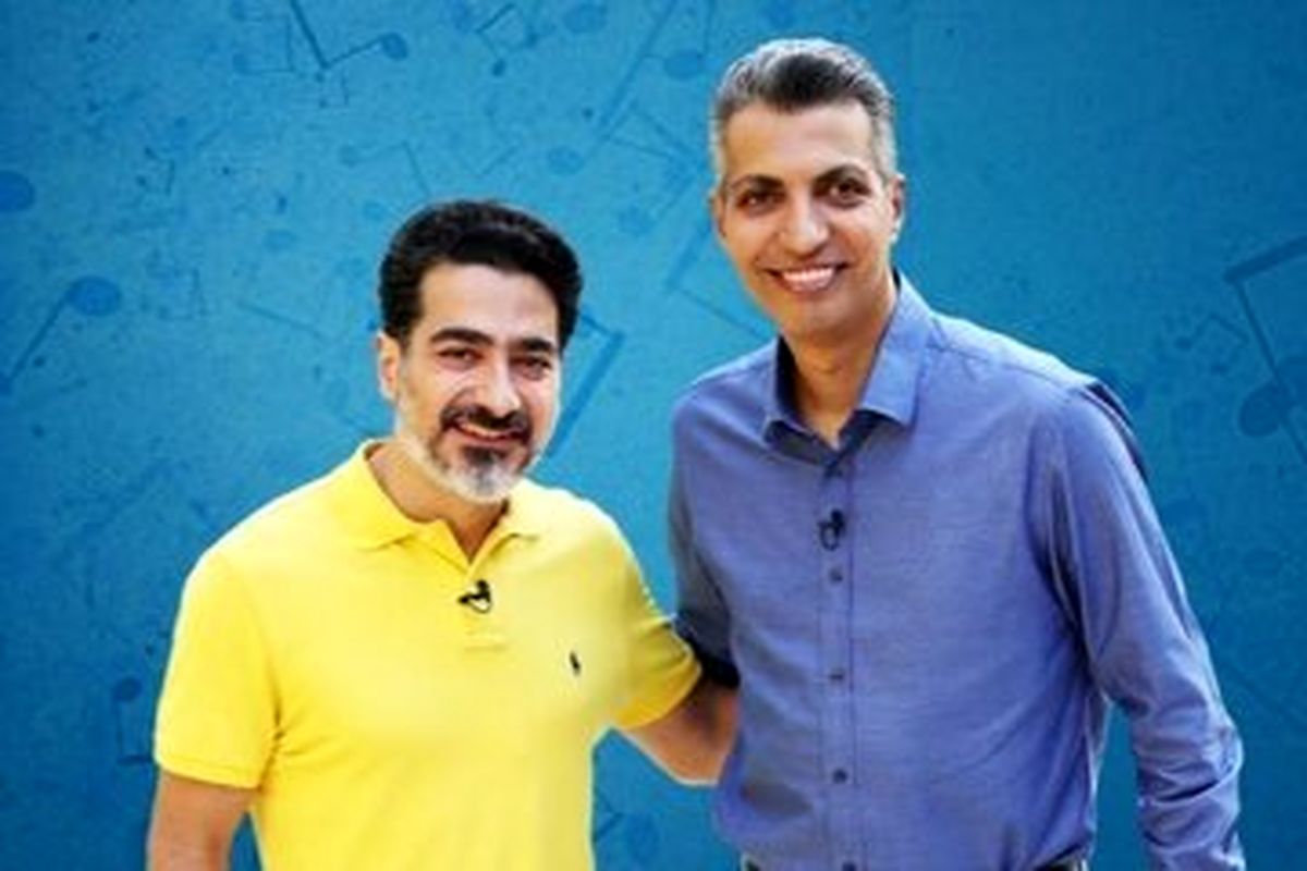 عکس‌| ژست عادل فردوسی‌پور در رینگ بوکس به سبک محمدعلی کلی