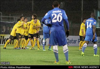 سپاهان با الهلال؛ نزدیک و نزدیک‌ تر