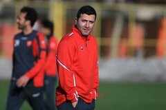 خوشحالم نبیل بی‌کیفیت از پرسپولیس جدا شد