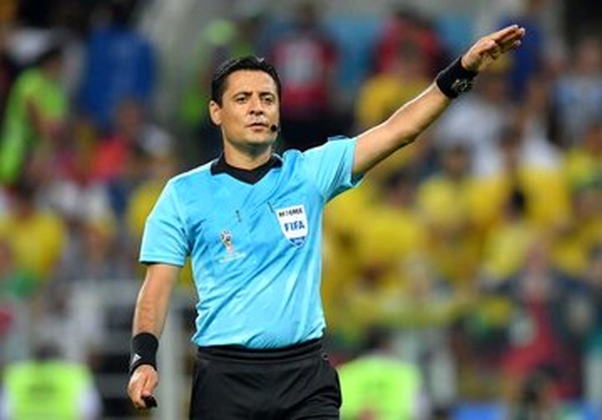 عکس| واکنش علیرضا فغانی به قضاوت یک زن در دربی ۱۰۳