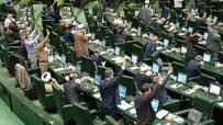 دنیامالی: جامعه امروز به دنبال حرف‌های نو است/ آرین منش: نمایندگان مجلس دوازدهم عقلانیت را دستور کار قرار دهند