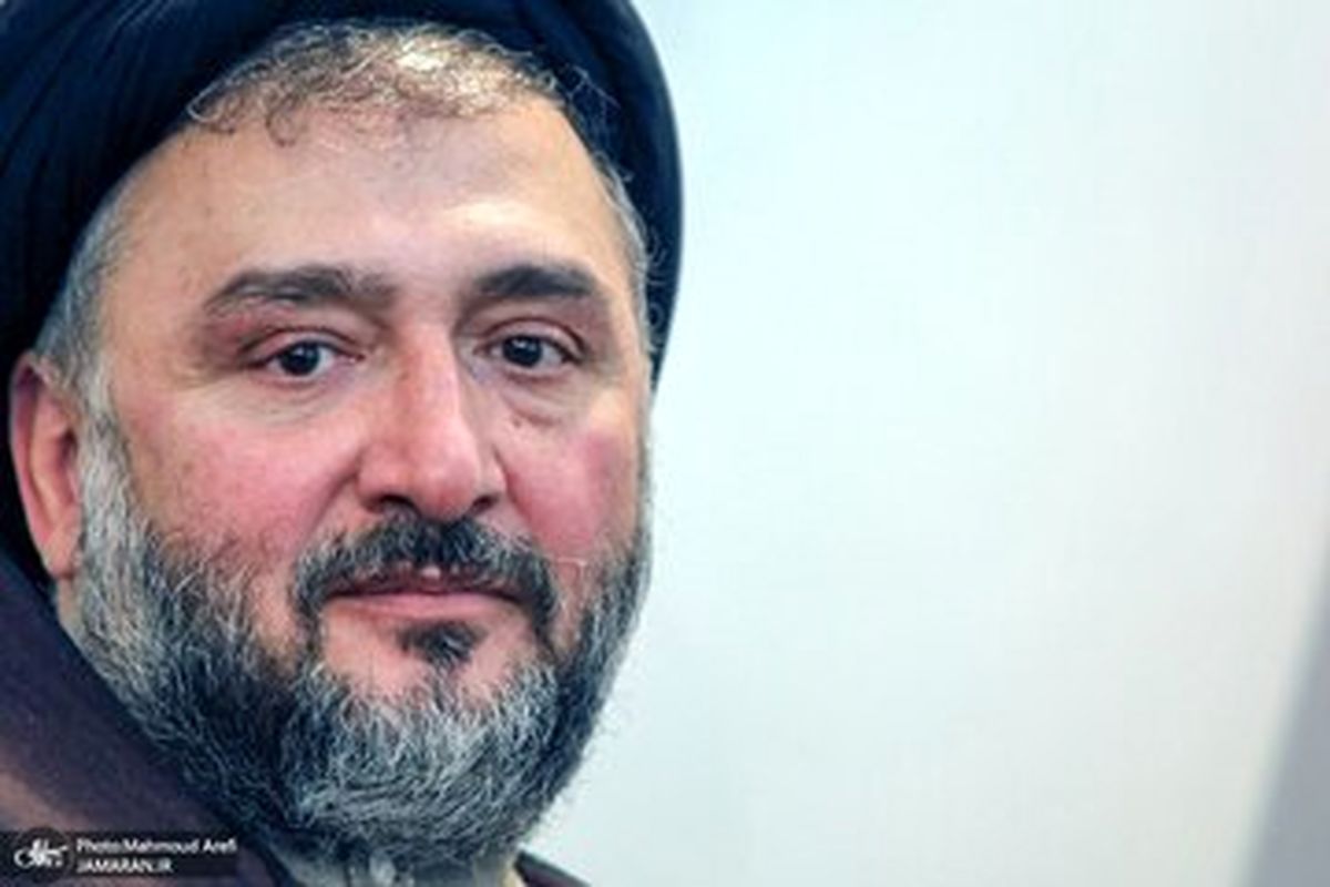 نگرانی روحانیِ اصلاح طلب از فراگیر شدن زورگیری، موبایل دزدی و ...