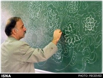 پاسداشت معلم ارج نهادن به تفکر و تعقل است