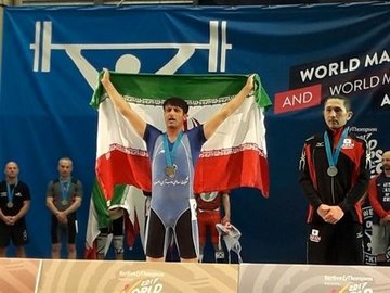 وزنه‌بردار اصفهانی به ایران بازنگشت