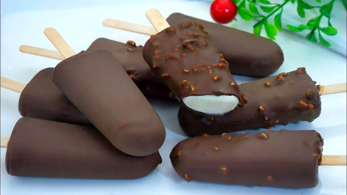 طرز تهیه بستنی کیم خانگی؛ بستنی چوبی خوشمزه و ساده در تابستان