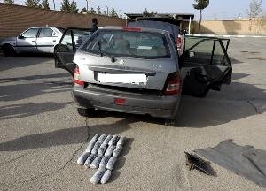 کشف تریاک جاساز شده در باک پراید