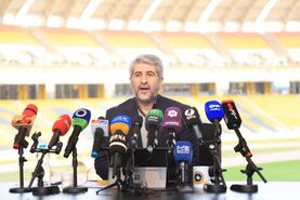 میزبانی سپاهان از پرسپولیس نقش جهان