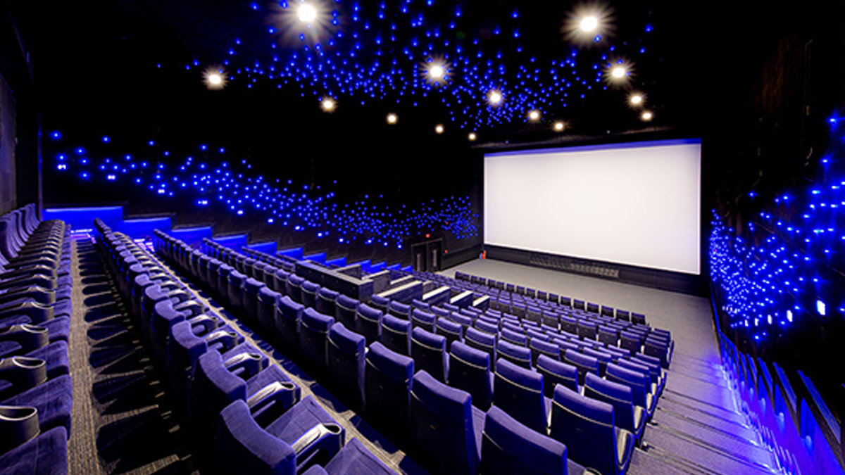 نبرد پرده‌های نقره‌ای در اصفهان؛ سیتی‌سنتر، ساحل یا سپاهان؟ کدام‌یک برای دیدن فیلم مناسب‌ هستند؟