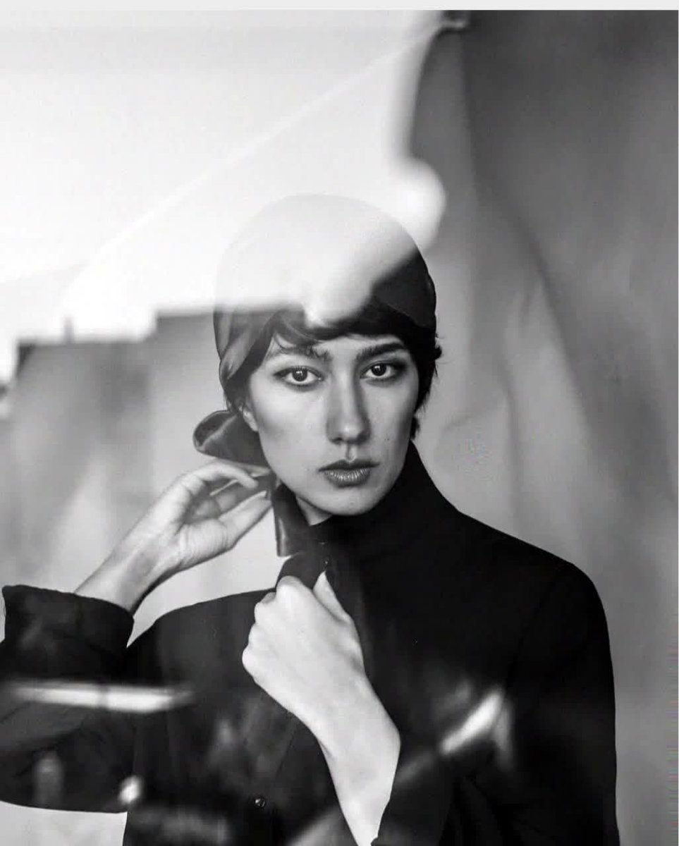 بیوگرافی دنیز دانش بازیگر نقش پری در سریال تاسیان