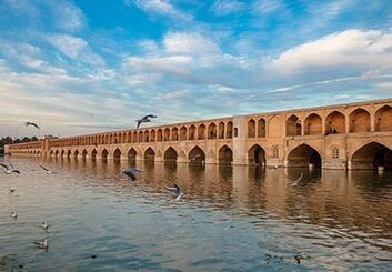 زاینده‌رود؛ وقتی جاری بودن از آب فراتر می‌رود: از حافظه جمعی تا بوم هنر