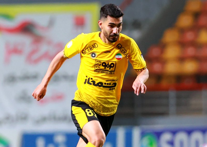 رضا شکاری دوباره اوج گرفته است