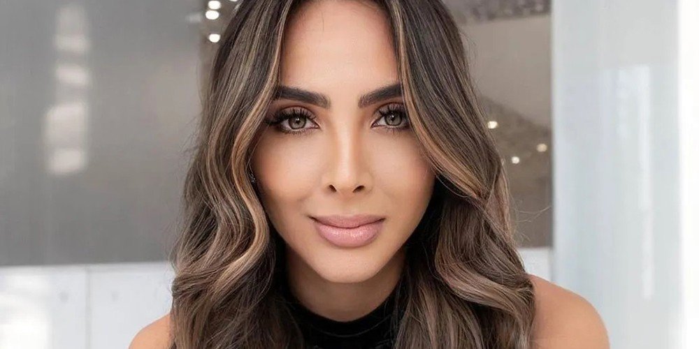 رنگ موی زیتونی: بهترین فرمول‌ها + نکات طلایی برای انتخاب و مراقبت