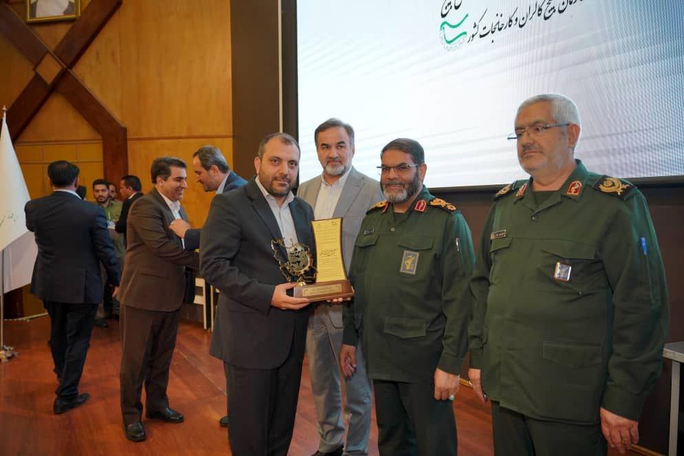 گروه فولاد مبارکه موفق به کسب جایزه نشان ملی اقتصاد مقاومتی کشور شد