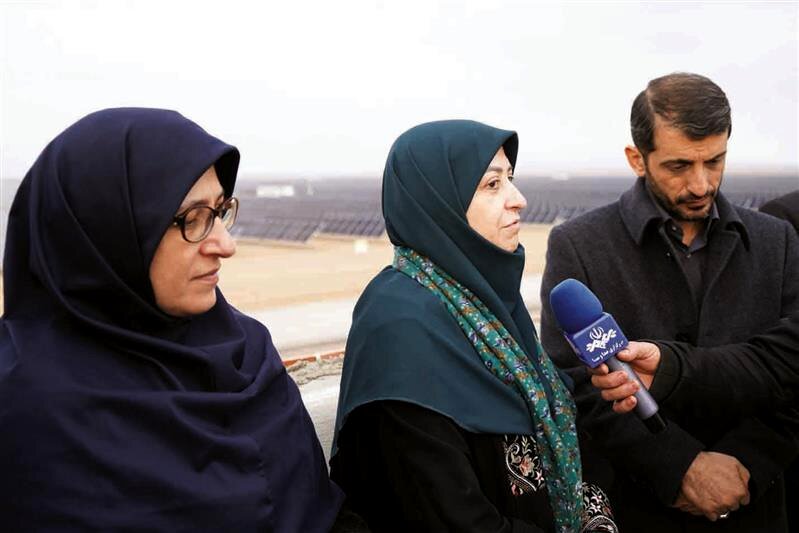 کاهش ۸۵۰ هزار تن تولید گاز CO2 با راه‌اندازی کامل نیروگاه خورشیدی فولاد مبارکه