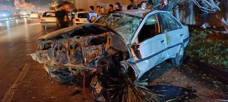 تصادف 7 خودرو در اتوبان خرازی+عکس و گزارش اورژانس و پلیس