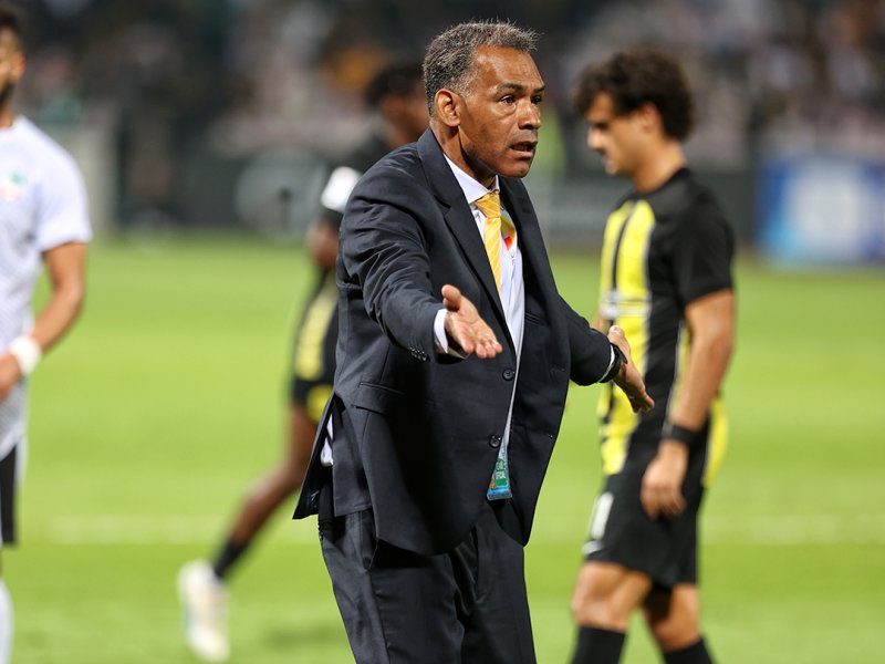 آینده ژوزه مورایس گروگان جام حذفی