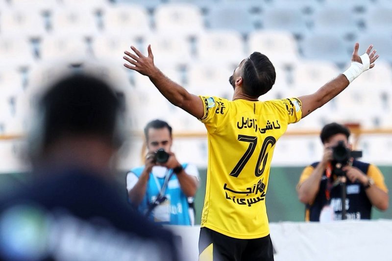 شهریار مغانلو و چند پیشنهاد وسوسه انگیز