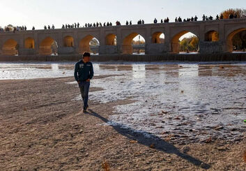 زاینده‌رود؛ از جریان دائمی تا جریان متناوب