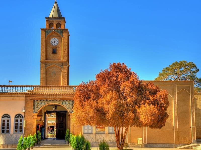 استقبال چشمگیر ارامنه از برگزاری گردهمایی ۱۰۰ تور اپراتور جهان در اصفهان