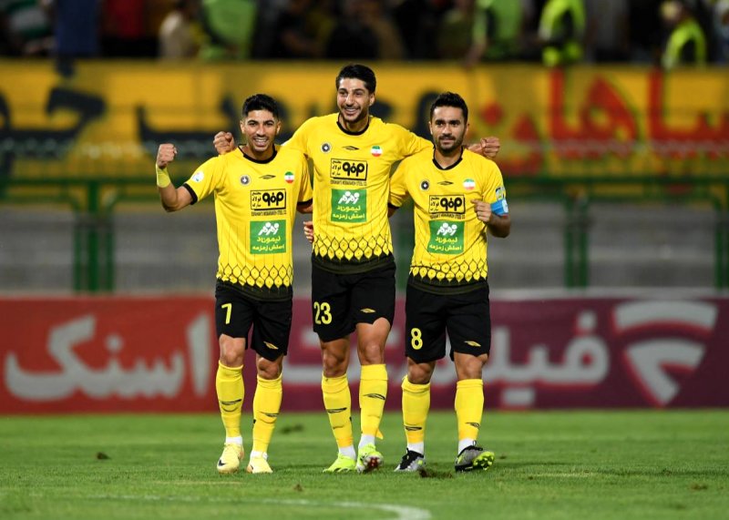 سپاهان صدر جدول را رها نمی کند