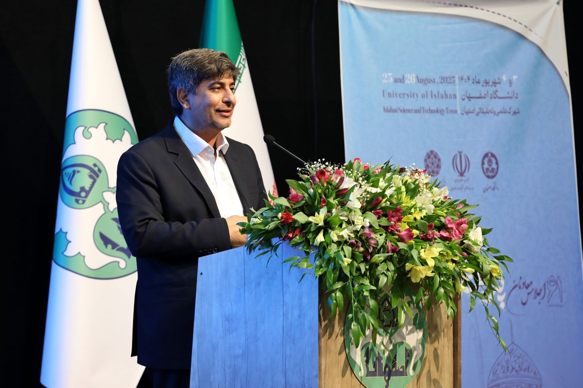 تقسیم اعتبار مالیاتی ۵ همتی فولاد مبارکه با محوریت دانشگاه اصفهان