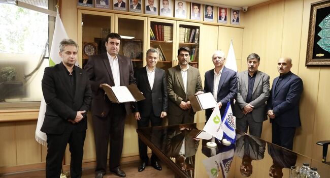 انعقاد تفاهم نامه حمایتی میان بانک قرض الحسنه مهر ایران -استان اصفهان و اتاق اصناف 