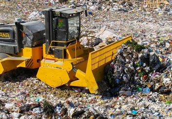 خداحافظی با زباله‌ها در نصف‌جهان ۱۴۱۰