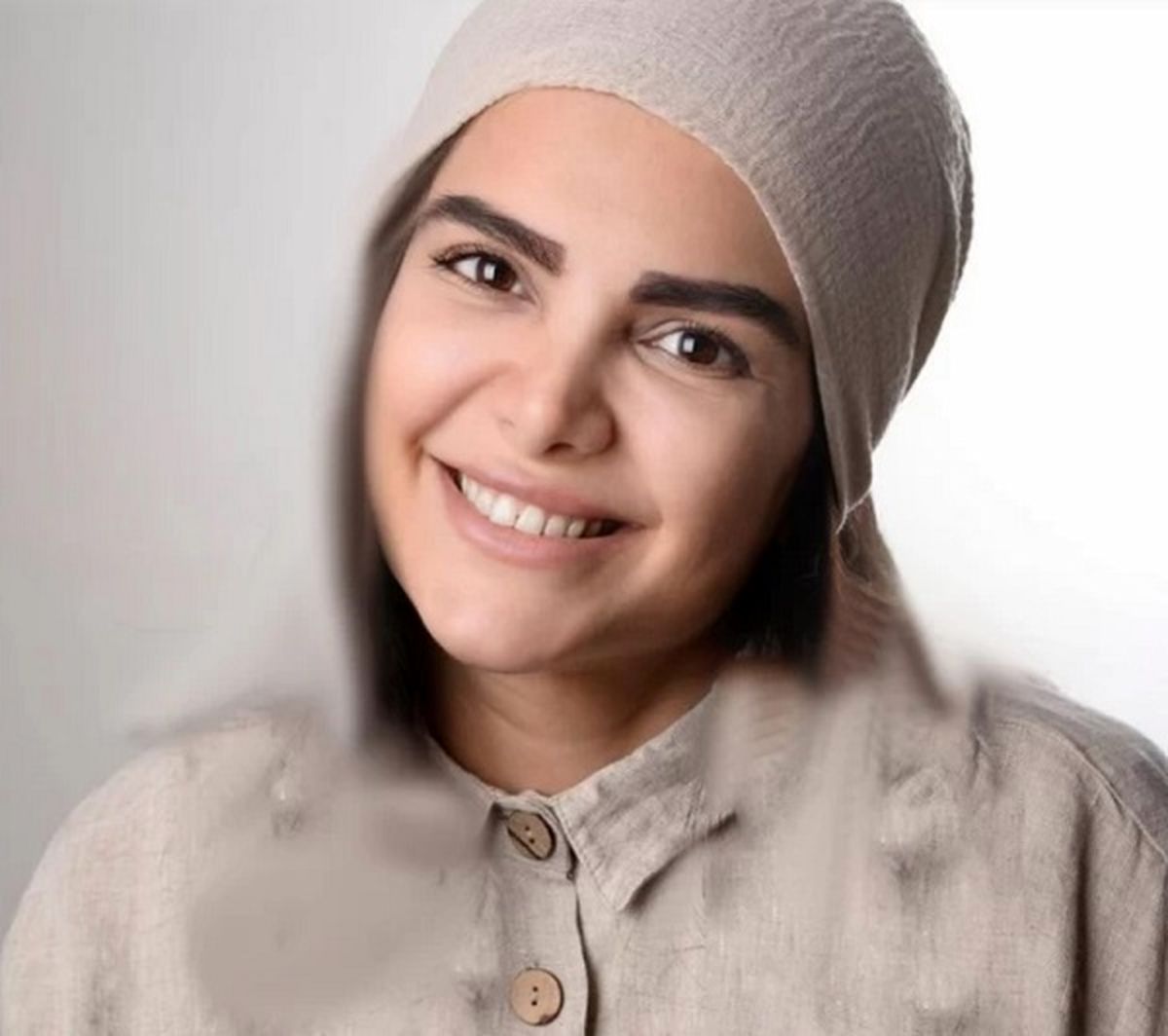 بیوگرافی راضیه دهقان بازیگر نقش تارا در سریال شغال