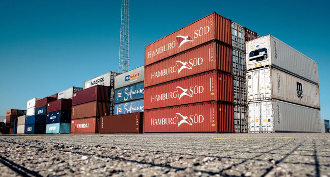 تجارت خارجی گمرک اصفهان از مرز یک میلیارد دلار گذشت!