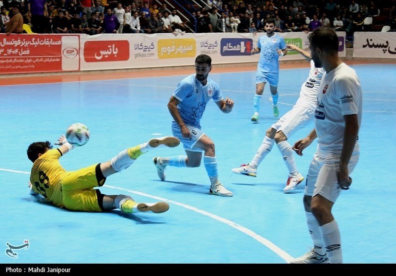 خیز گیتی پسند برای شکست رقیب همشهری