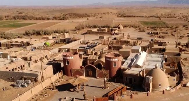 کویر «مصر» در یک‌قدمی ثبت جهانی؛ چرا ابیانه از قطار بهترین دهکده‌های گردشگری ملل متحد جا ماند؟